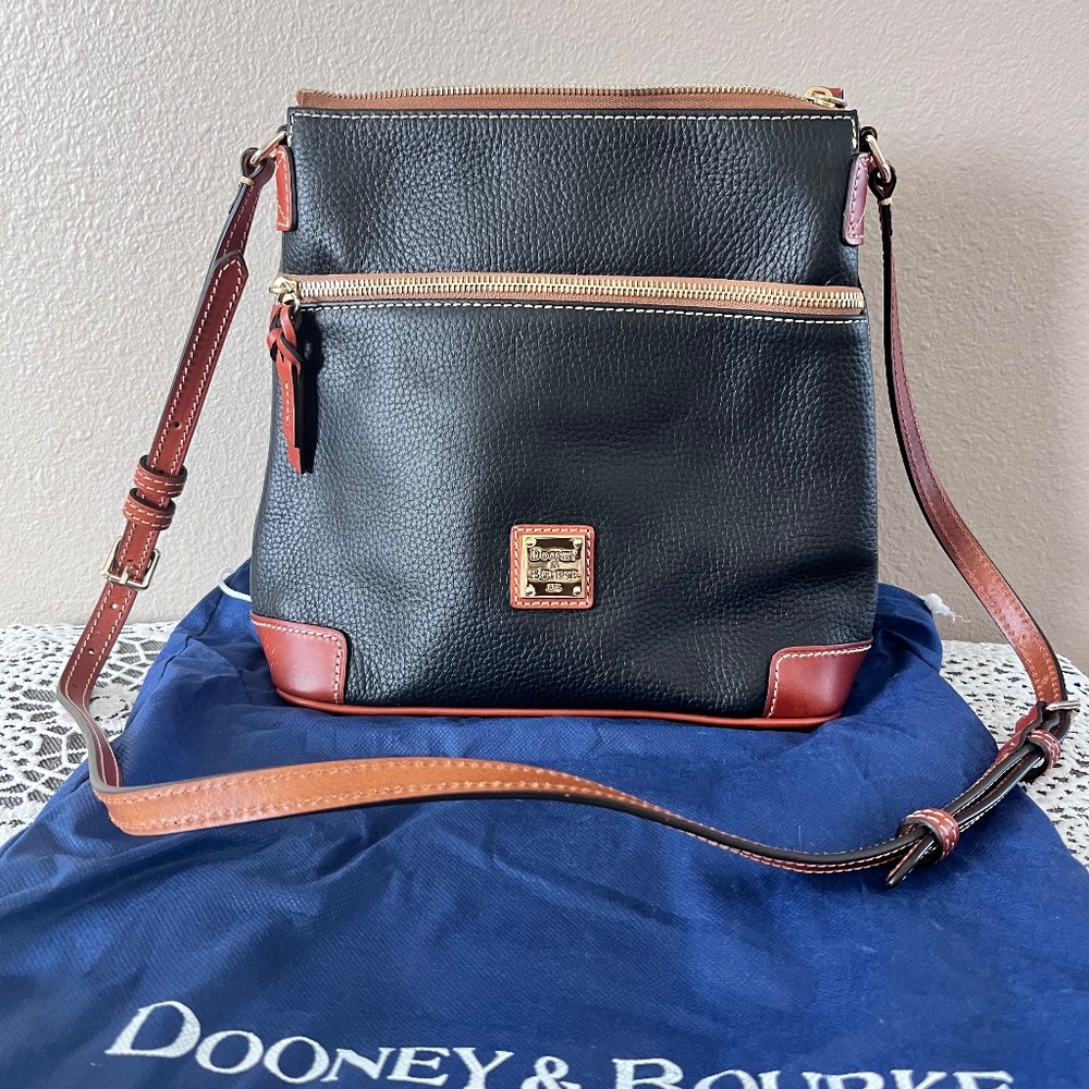 Dooney & Bourke